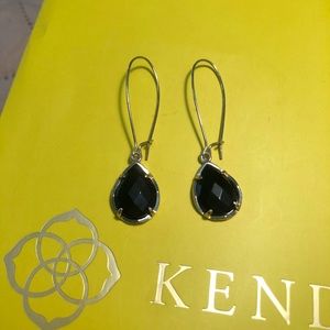 Kendra Scott dangle earring with black stone